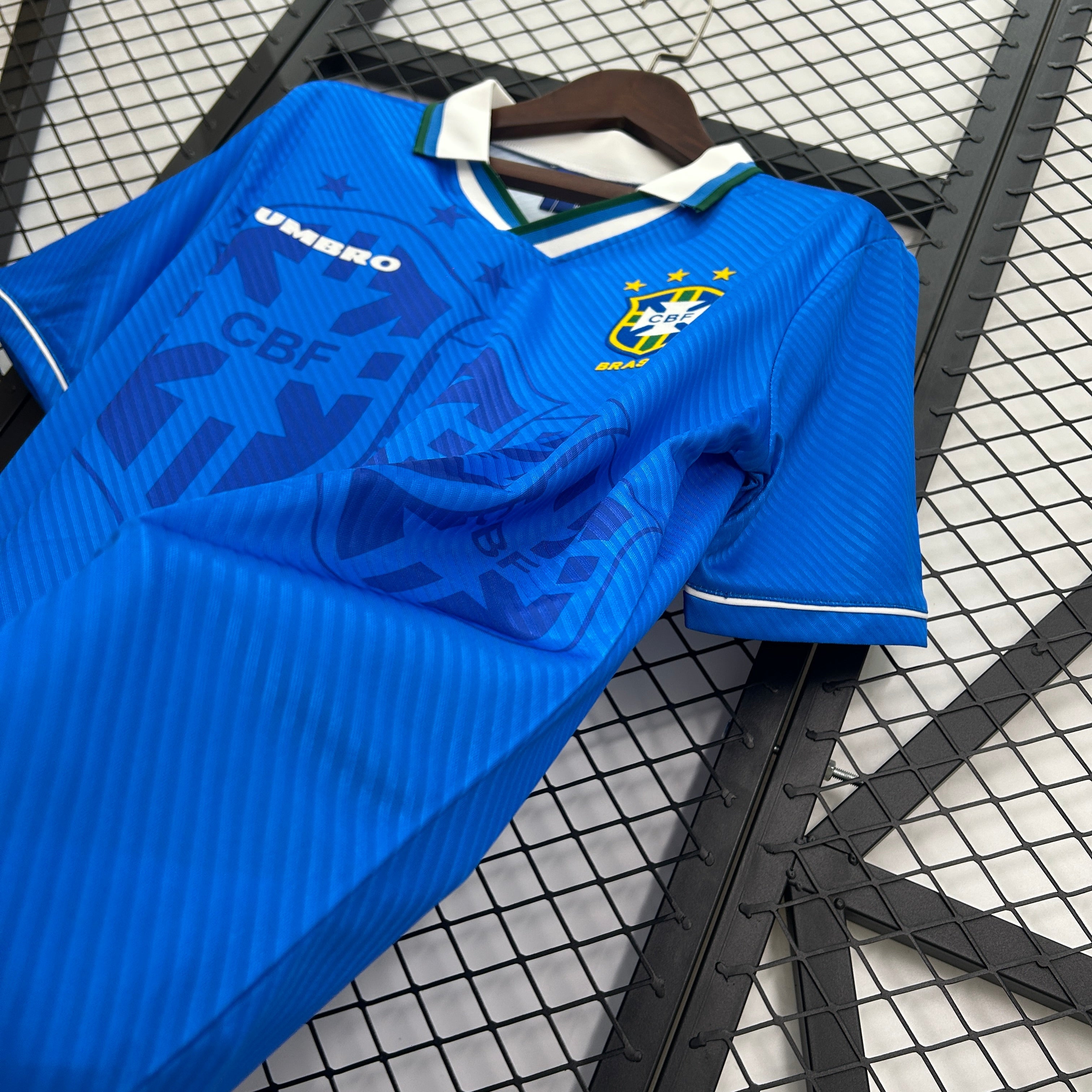 Retro Brazil 93/94 away